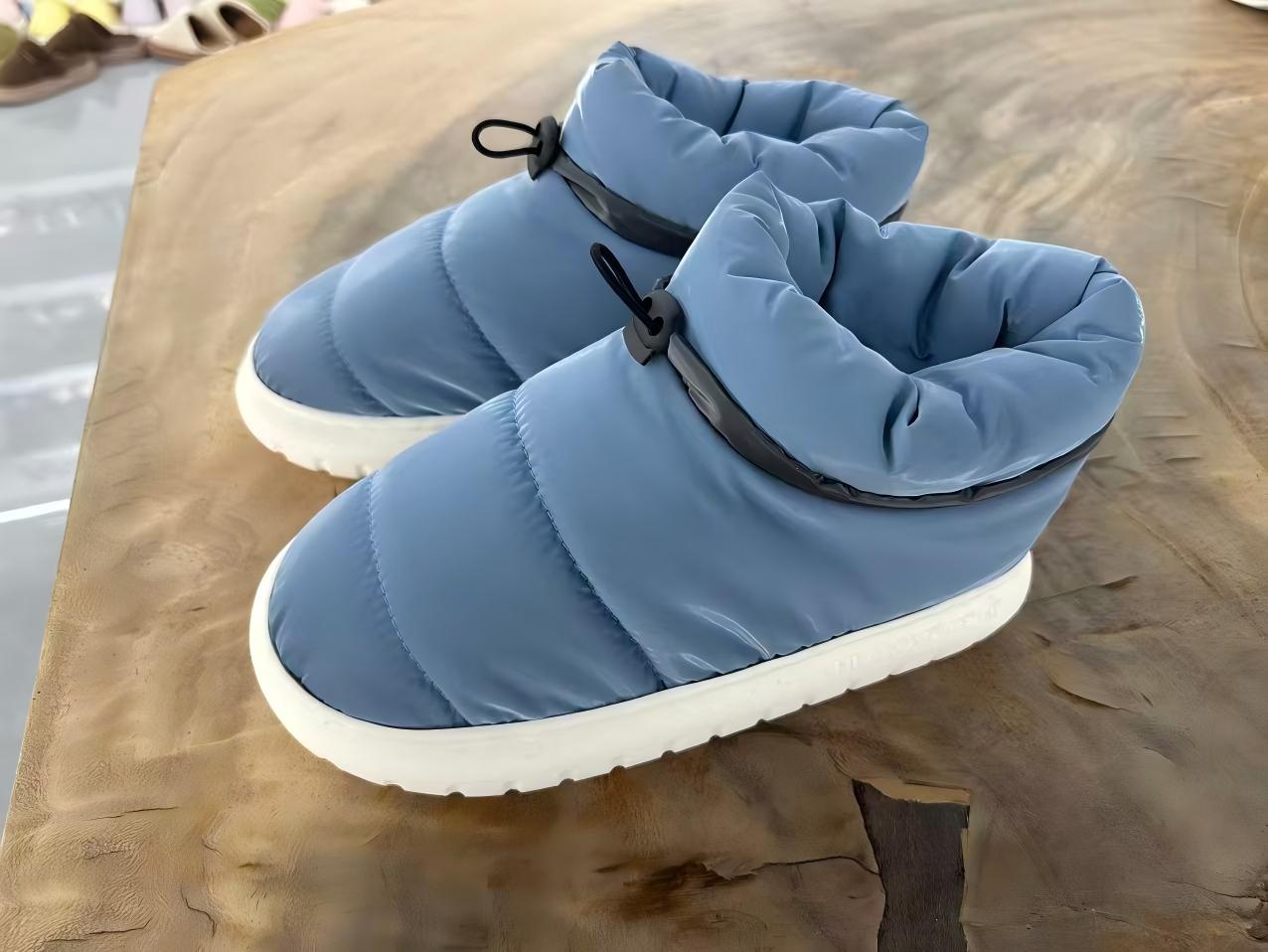 Sandal katun sing ora diisi anti banyu