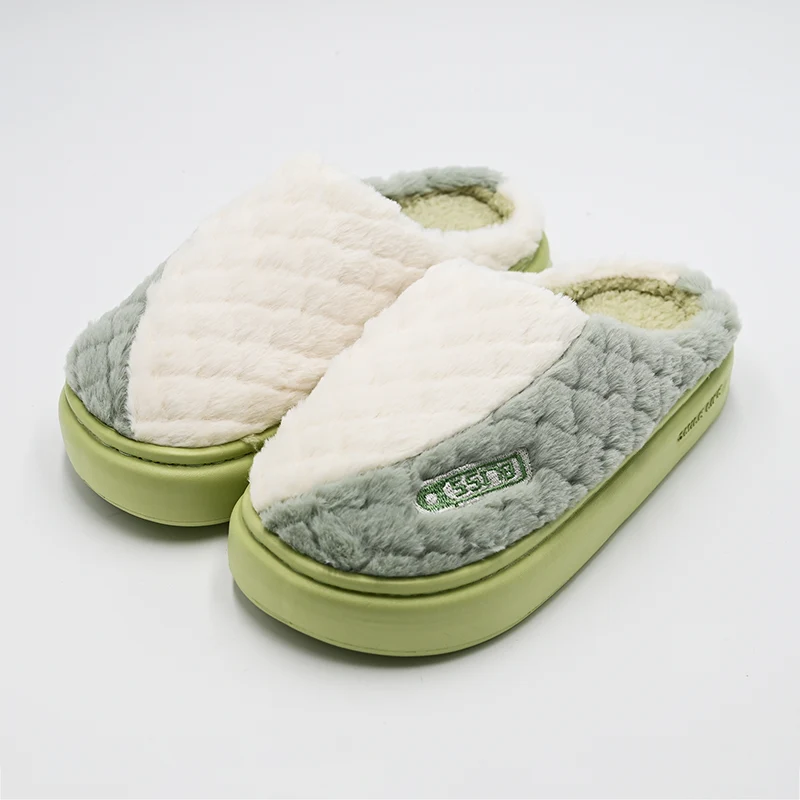 Sandal setengah cilik cilik